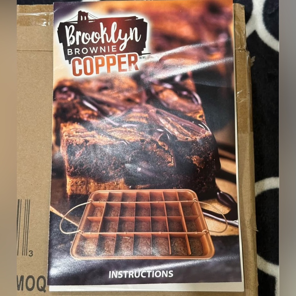 Brooklyn Brownie Copper Nonstick Baking Pan Large